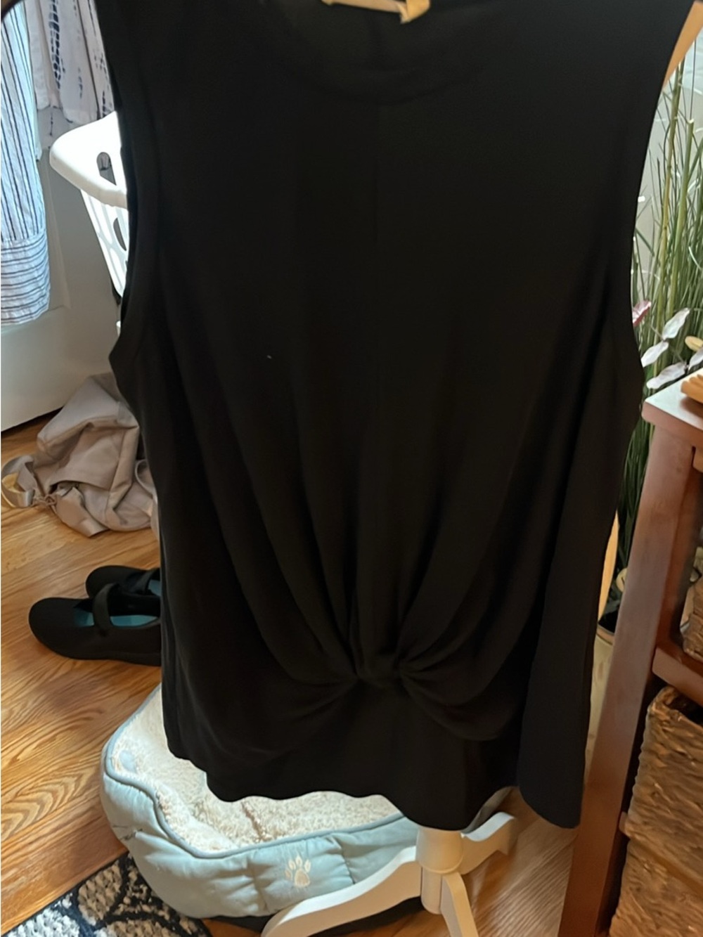 Lush Black Twist-Front Sleeveless Tank